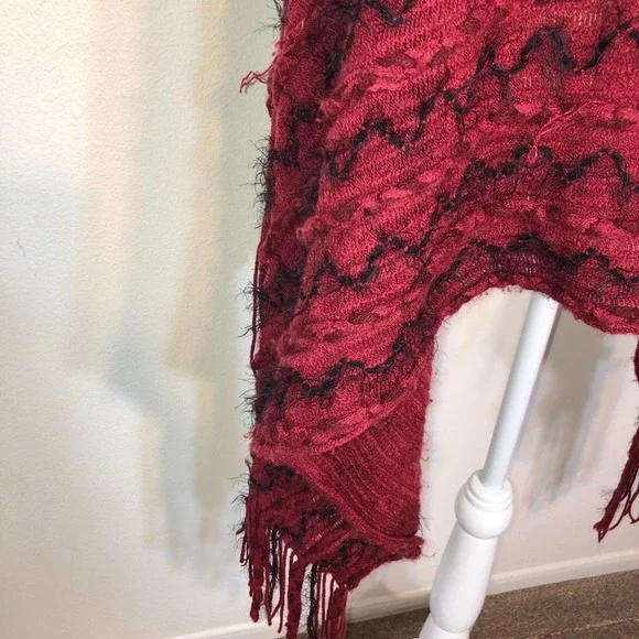 BURGUNDY PONCHO One Size - Picture 3 of 7